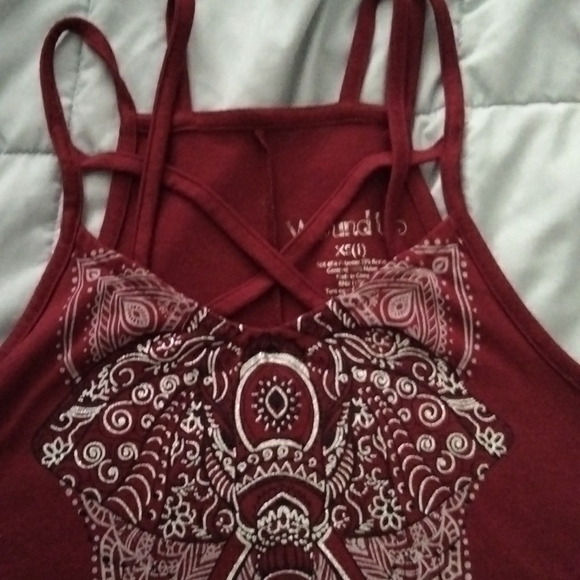 Cropped elephant tank top - Picture 2 of 3